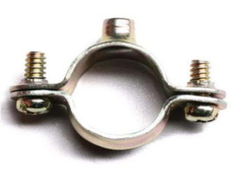 Хомут (стяжка)  сталь  д.32  белый  с внутренней резьбой М6  DKC 58032 (кратно 100)